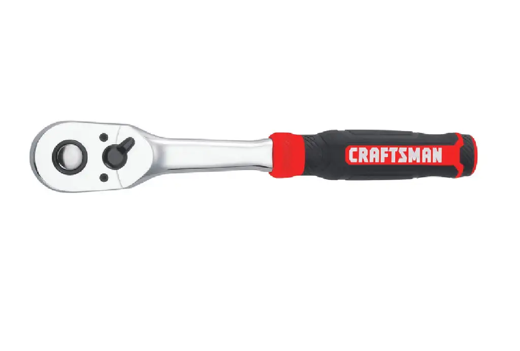 Craftsman CMXEVBE17590 Corded Wet/Dry Vacuum Red Compact Design Easy Storage